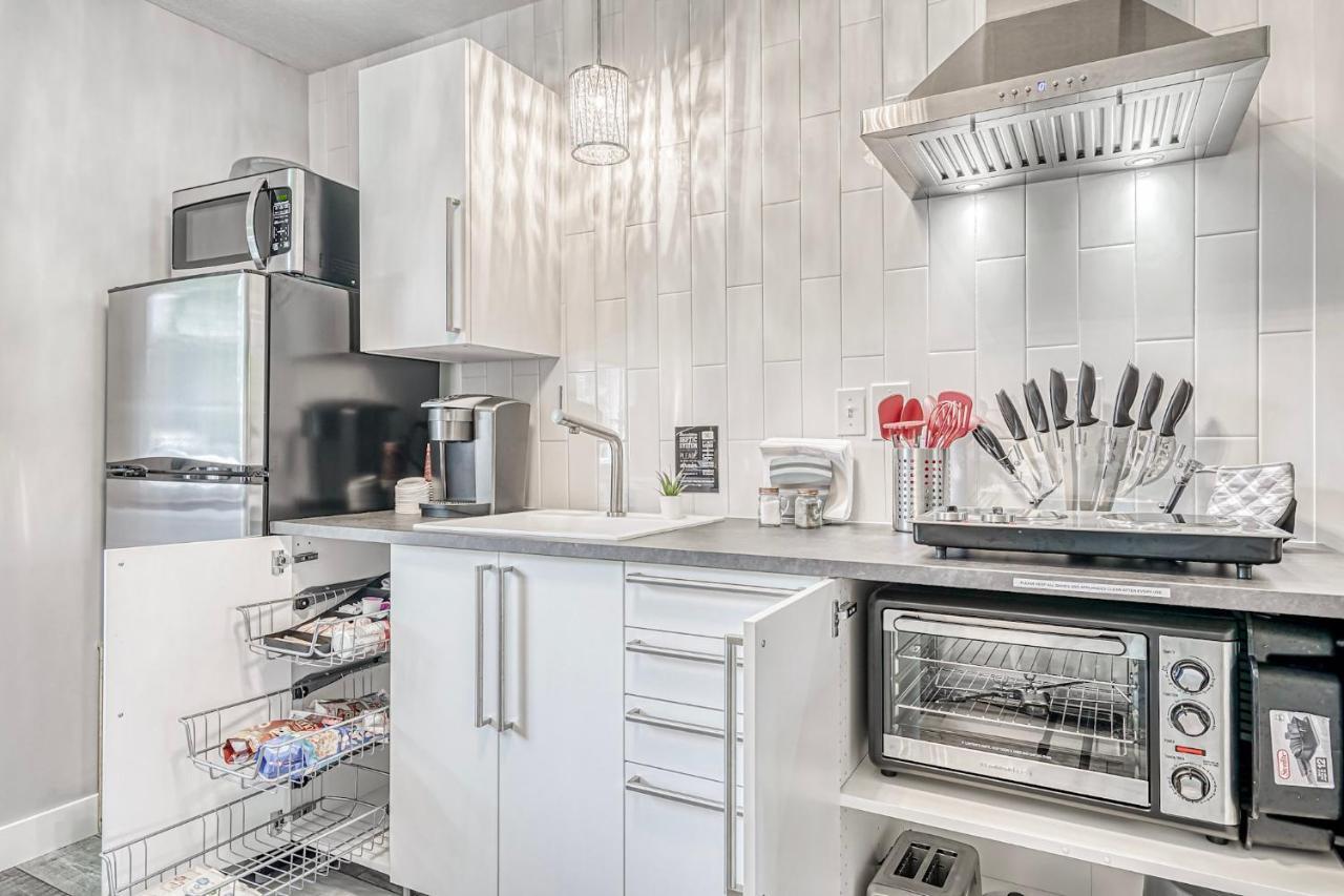 Lighthouse Kitchen Suites Near Auburn Waterloo I-69 Exit 334 Dış mekan fotoğraf